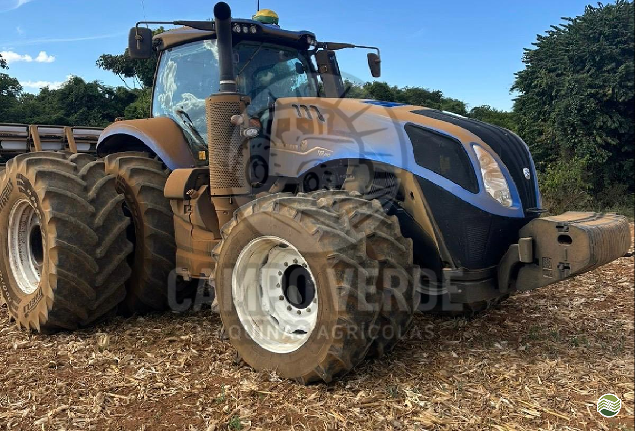 TRATOR NEW HOLLAND NEW T8 440 Tração 4x4 Campo Verde Máquinas Agrícolas CAMPO VERDE MATO GROSSO MT